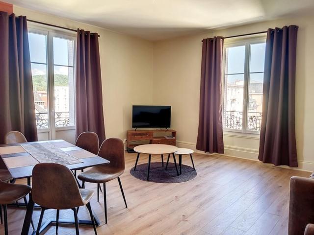Vittel Spacieux 2 Pieces Renove - Confortable - Vue - 200 Metres Thermes Екстериор снимка